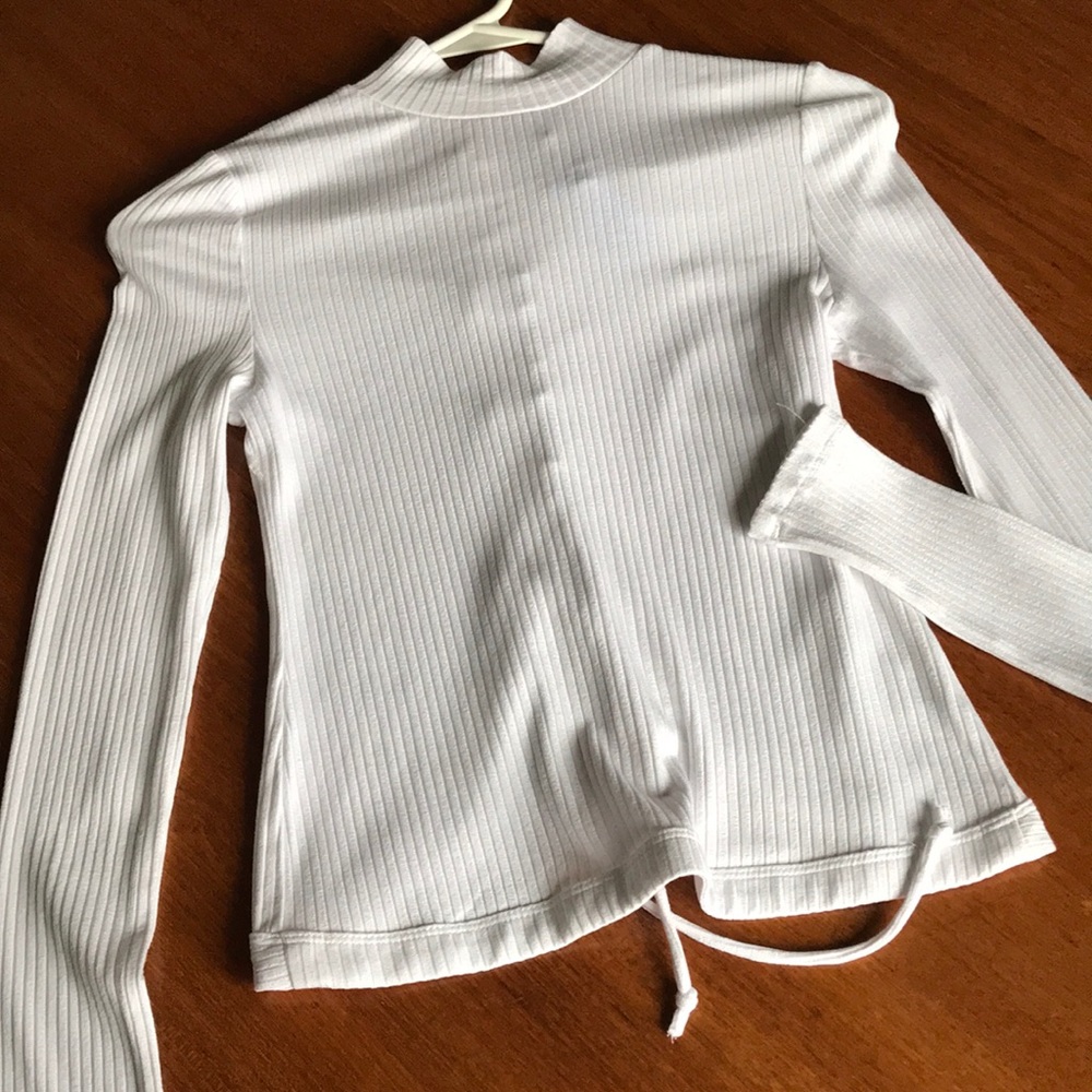 SALE❤️Lace Up BackCrop Top